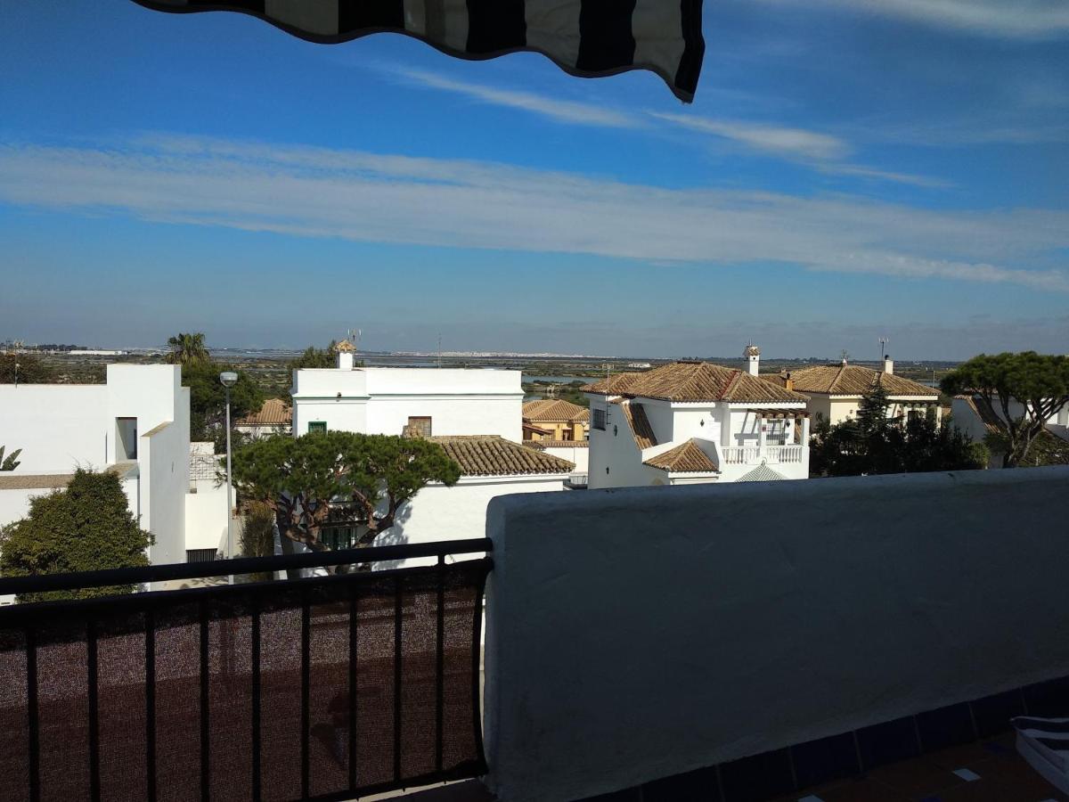 Apartamento vacacional máximo 4 personas Novo Sancti Petri Esterno foto