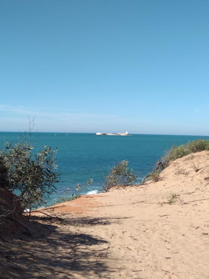 Apartamento vacacional máximo 4 personas Novo Sancti Petri Esterno foto